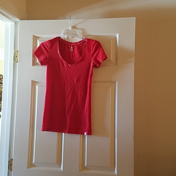 Victoria's Secret T-shirt - Picture 1 of 1